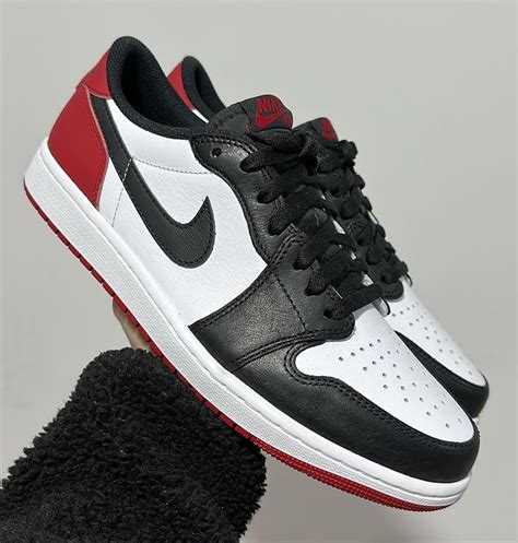 nike air jordan dunkelrot|Air Jordan 1 low black toe.